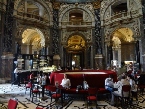 Wien 16. Juli - Kunsth. Museum Wien 16. Juli - Kunsth. Museum
