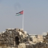 124 m hoch weht die Flagge Jordaniens über der Hauptstadt 124 m hoch weht die Flagge Jordaniens über der Hauptstadt