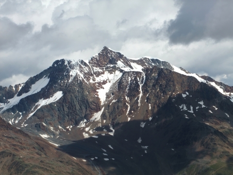 Vent zur Martin-Busch Hütte - Wildspitze (3770m) Vent zur Martin-Busch Hütte - Wildspitze (3770m)