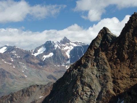 zurück nach Vent - Wildspitze (3770m) vom Hauslabjoch zurück nach Vent - Wildspitze (3770m) vom Hauslabjoch