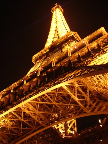Paris - Eiffelturm bei Nacht Paris - Eiffelturm bei Nacht