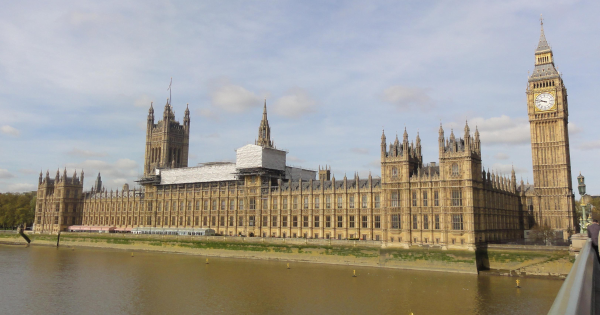 VAT cut on children’s meals announced for summer holidays