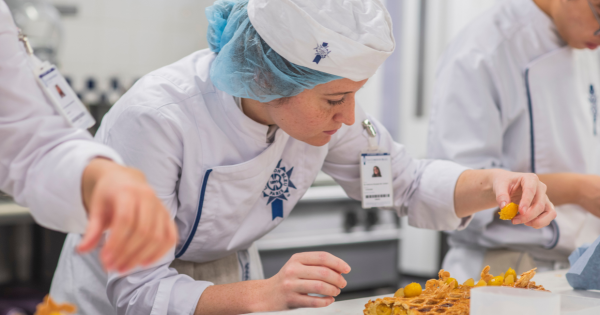Le Cordon Bleu launches scholarship for aspiring pastry chefs