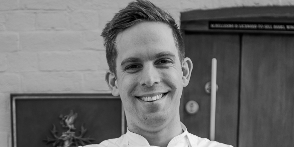Oli Williamson has announced he will be leaving his role as head chef at three Michelin-starred, The Fat Duck.