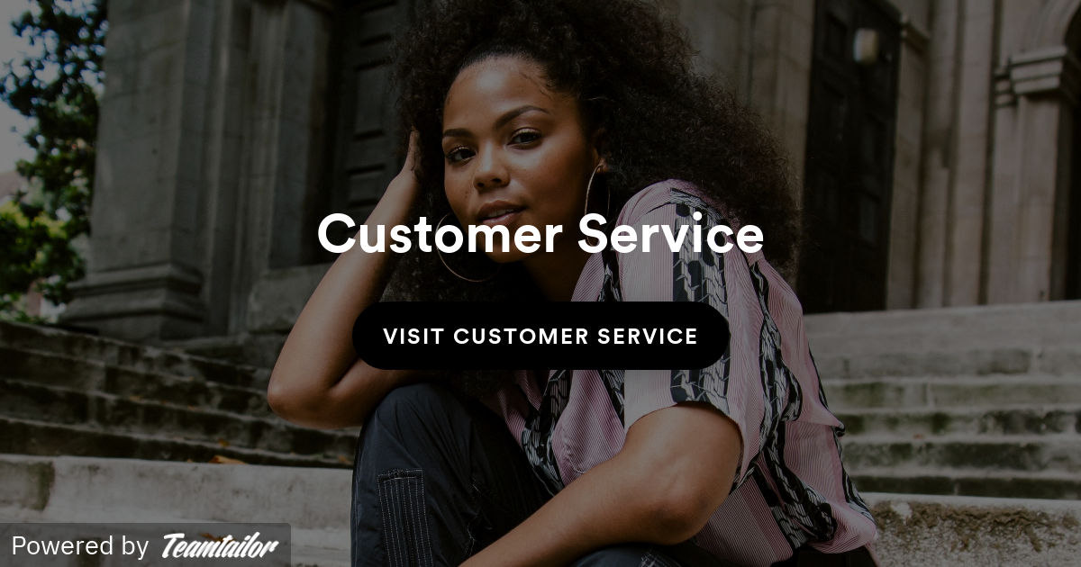 What are the benefits of using SNS for customer service? Explaining precautions and operational steps