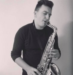 Andrew's profile picture