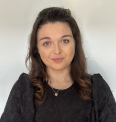 Nicola, Adult/Casual learner Psychology Tutor Near Me