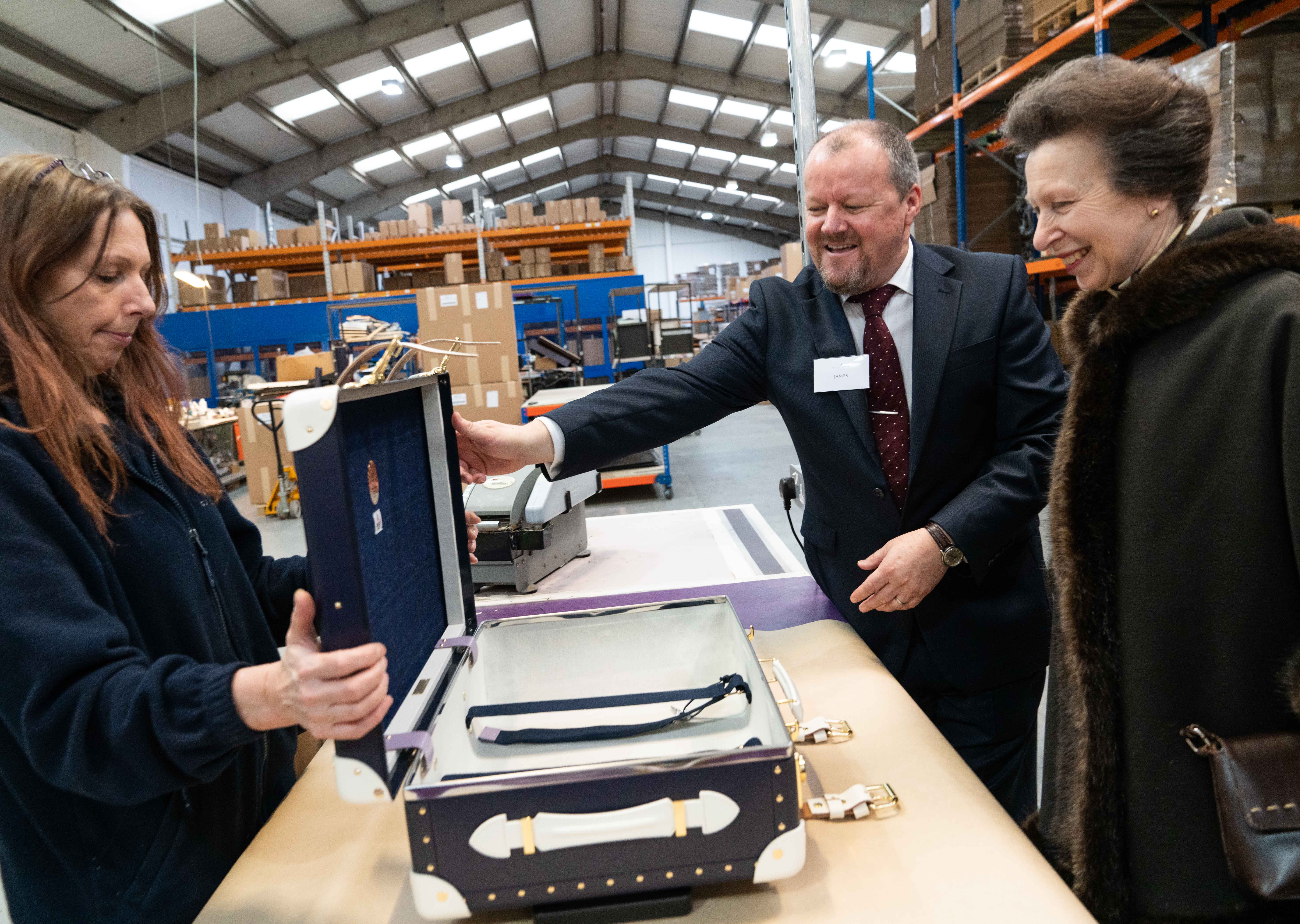 royal-visit-to-globe-trotter-factory-in-hertfordshire-ukft