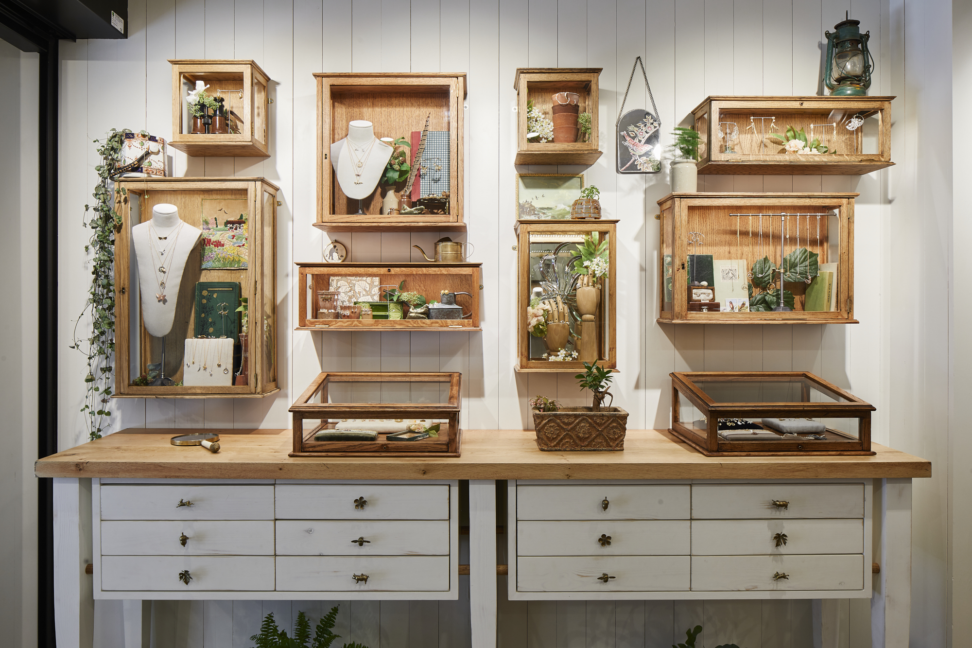 Alex Monroe Launches Flagship Store In Covent Garden Ukft