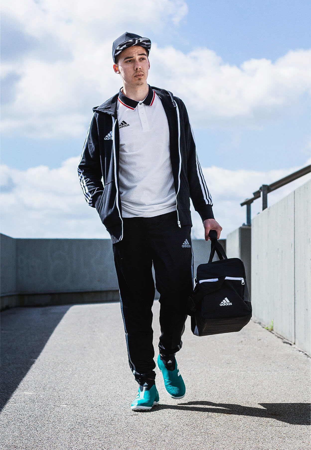 シューズ adidas Mundial Team 25.0 adidas, Kawasaki Announce Collaborative ZX Footwear