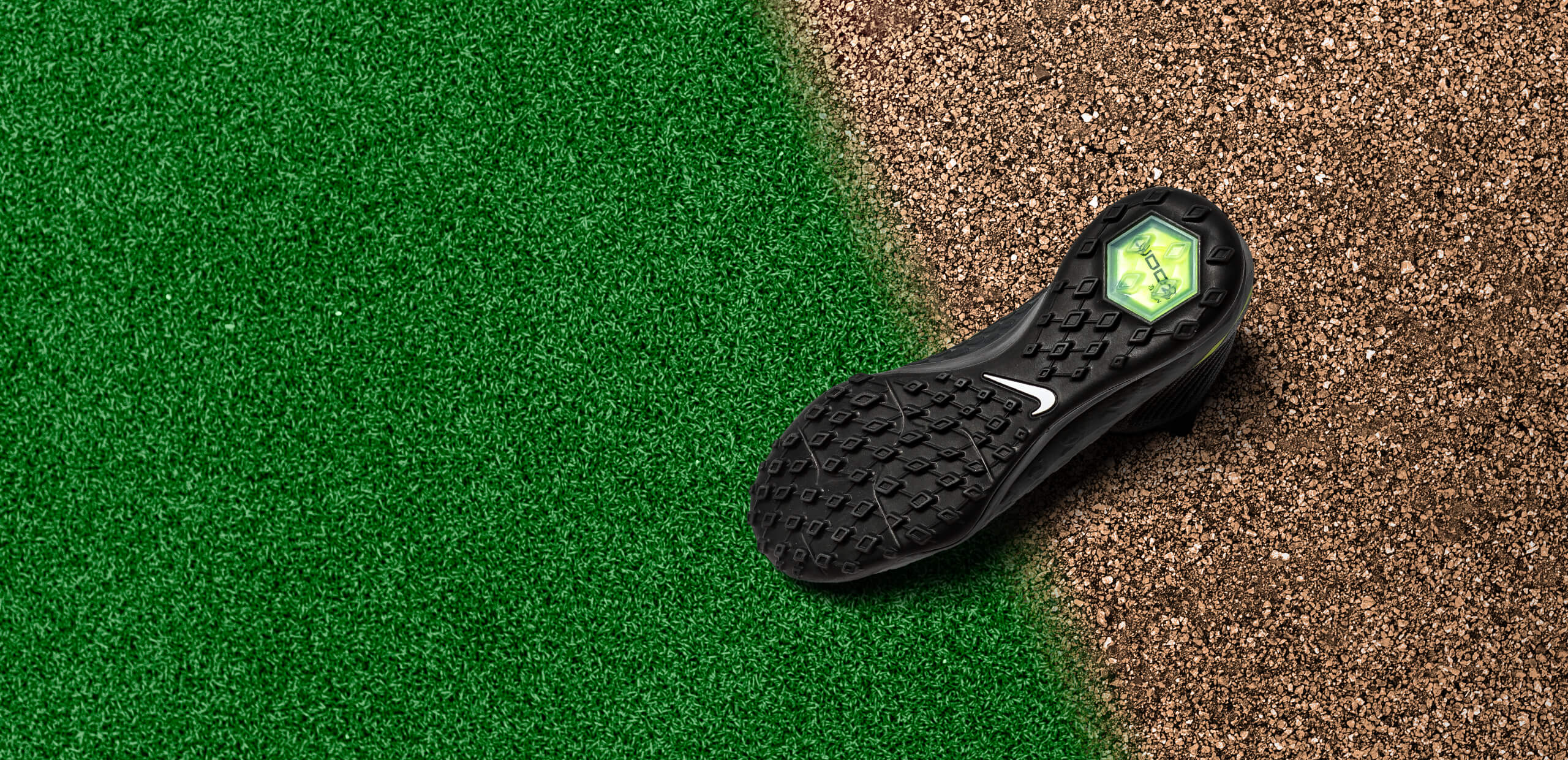hypervenom nike grip insole technology