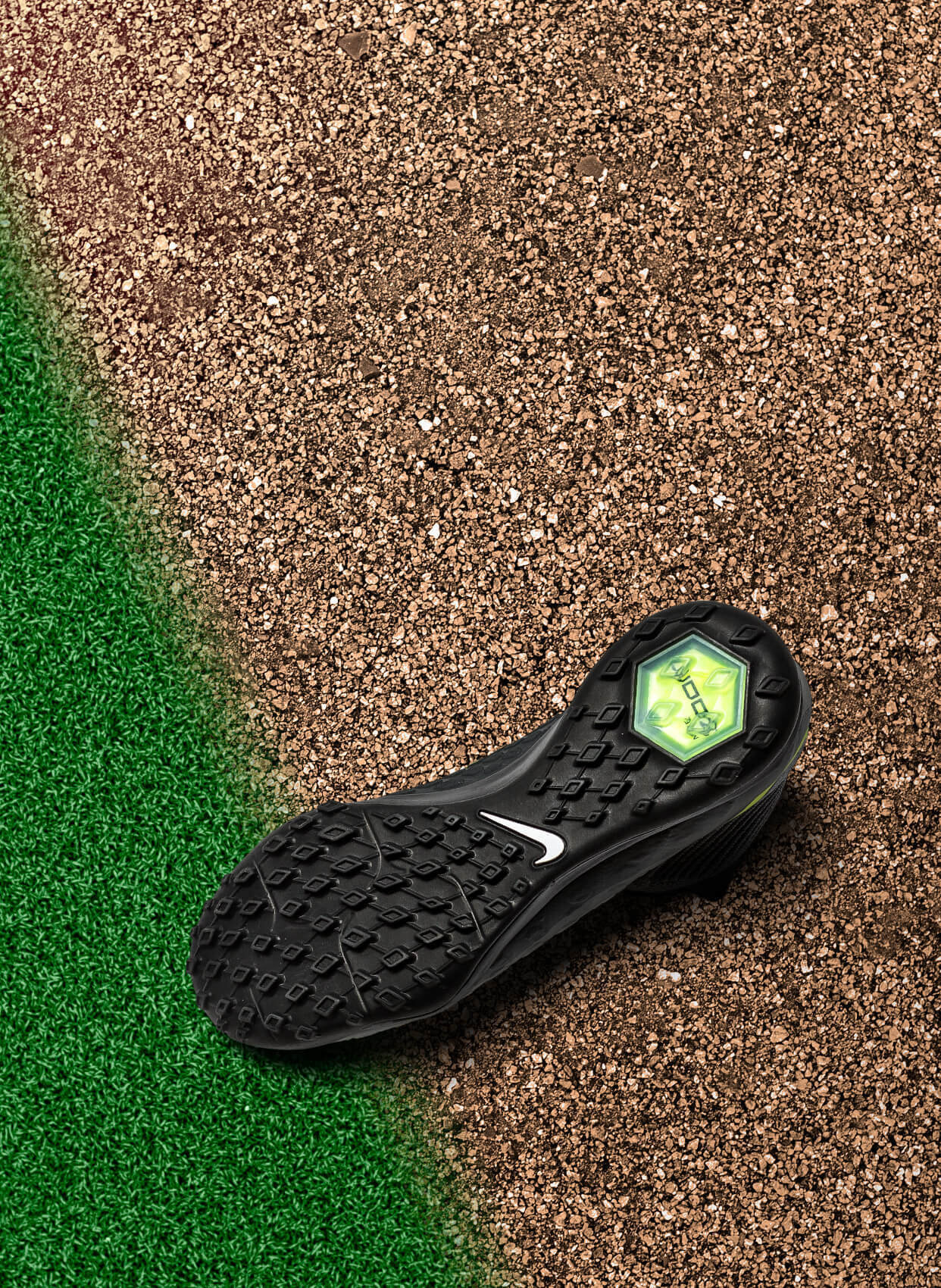 hypervenom nike grip insole technology