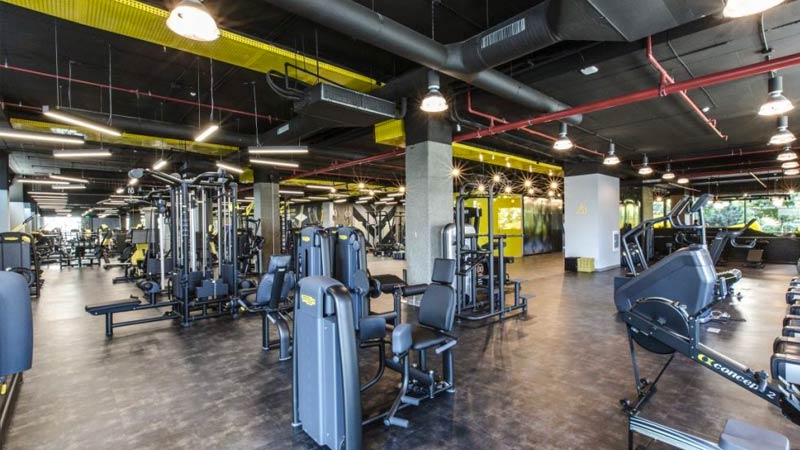 700 FIT CLUB BANEASA