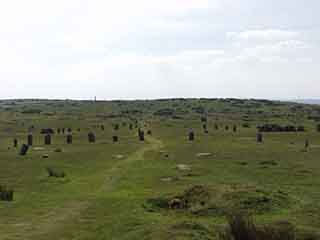 Hurl Stones