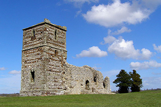 Knowlton Church and Earthworks