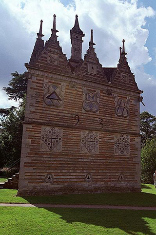 Rushton Triangular Lodge