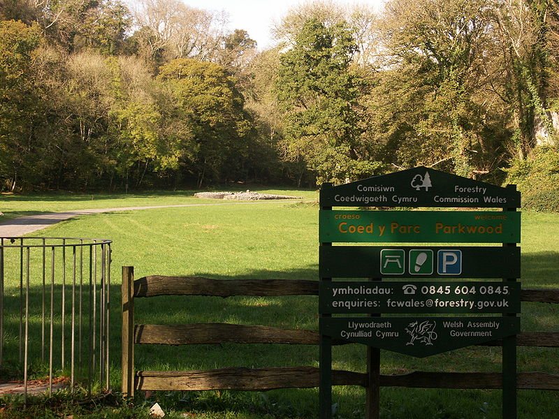 Parc le Breos Burial Chamber
