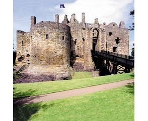 Dirleton Castle & Garden