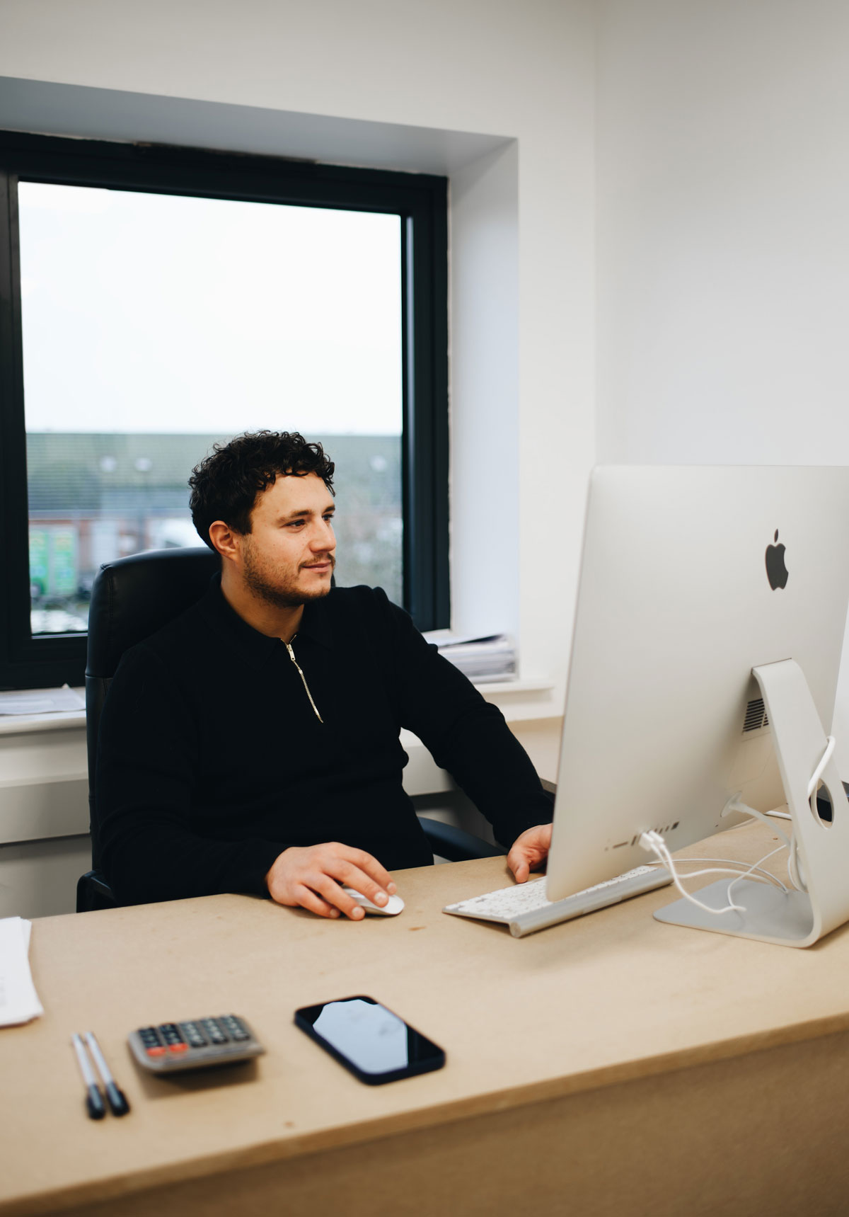Joel-office-1200-OPT-1