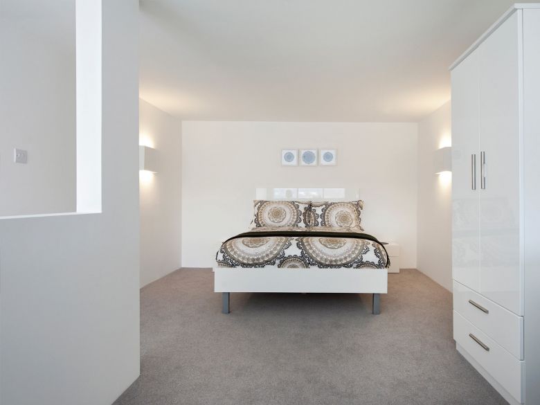 Lakeshore, Bristol Urban Splash