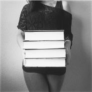 Bookalicious8