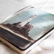 Rima_loves_books