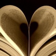 MrsHappyBook