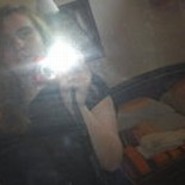 lara_heine