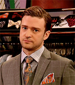 Camera zooming in on a frozen-faced Justin Timberlake.