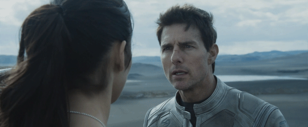 gif of tom cruise