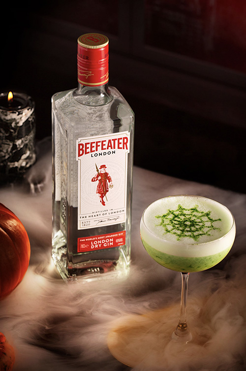 Halloween Cocktails - Spooky Sour Halloween Cocktails - Spooky Sour