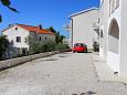 Parking lot - Apartments 10330 Parking lot Marušići (Omiš) - Accommodation 10330 - Apartments with pebble beach.