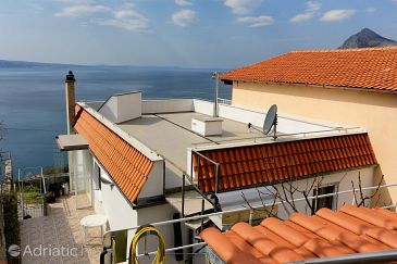 Property - Apartments 10349 Property Omiš (Omiš) - Accommodation 10349 - Apartments with sandy beach.