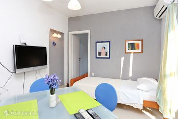 Apartment A-10355-b - Apartments Slatine (Čiovo) - 10355