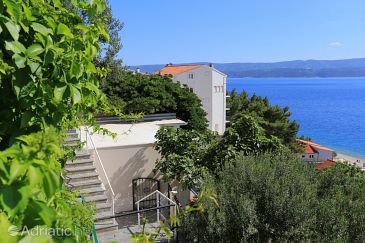 Property - Vacation Rentals 10357 Property Stanići (Omiš) - Accommodation 10357 - Vacation Rentals near sea with pebble beach.