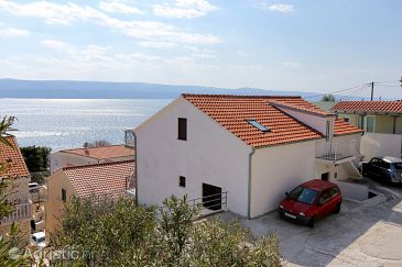 Property - Apartments 10358 Property Lokva Rogoznica (Omiš) - Accommodation 10358 - Apartments with pebble beach.