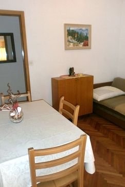 Dining room Marušići, Dining room u smještaju tipa apartment, dostupna klima i WIFI.