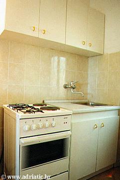 Kitchen Marušići, Kitchen u smještaju tipa apartment.