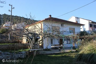 Property - Apartments 1093 Property Marina (Trogir) - Accommodation 1093 - Apartments with pebble beach.