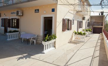 Property - Apartments 11074 Property Bibinje (Zadar) - Accommodation 11074 - Apartments with pebble beach.