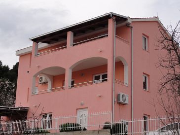 Property - Apartments 11103 Property Poljica (Trogir) - Accommodation 11103 - Apartments near sea with pebble beach.