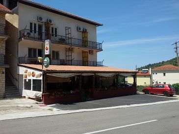 Property - Apartments 11155 Property Podaca (Makarska) - Accommodation 11155 - Apartments near sea with pebble beach.