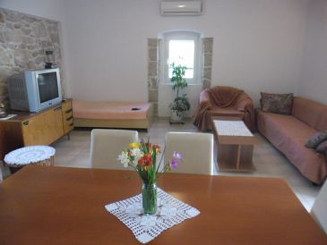 Living room Lukoran, Living room u smještaju tipa apartment, dostupna klima.