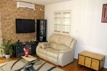 Living room Stanići, Living room u smještaju tipa apartment, dostupna klima i WIFI.