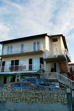 Property - Apartments 11446 Property Pula (Pula) - Accommodation 11446 - Apartments with rocky beach.