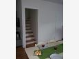 Hallway 2 Hallway 2 - Apartment A-11513-a - Apartments Omiš (Omiš) - 11513