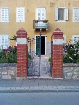 Property - Apartments 11686 Property Zadar (Zadar) - Accommodation 11686 - Apartments near sea with pebble beach.