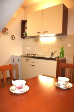 Kitchen Podgora, Kitchen u smještaju tipa apartment, dopusteni kucni ljubimci i WIFI.