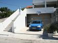 Parking lot - Apartments 195 Parking lot Sućuraj (Hvar) - Accommodation 195 - Apartments near sea.