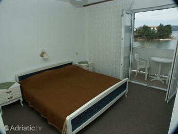 Bedroom Supetarska Draga - Donja, Bedroom u smještaju tipa room, WIFI.